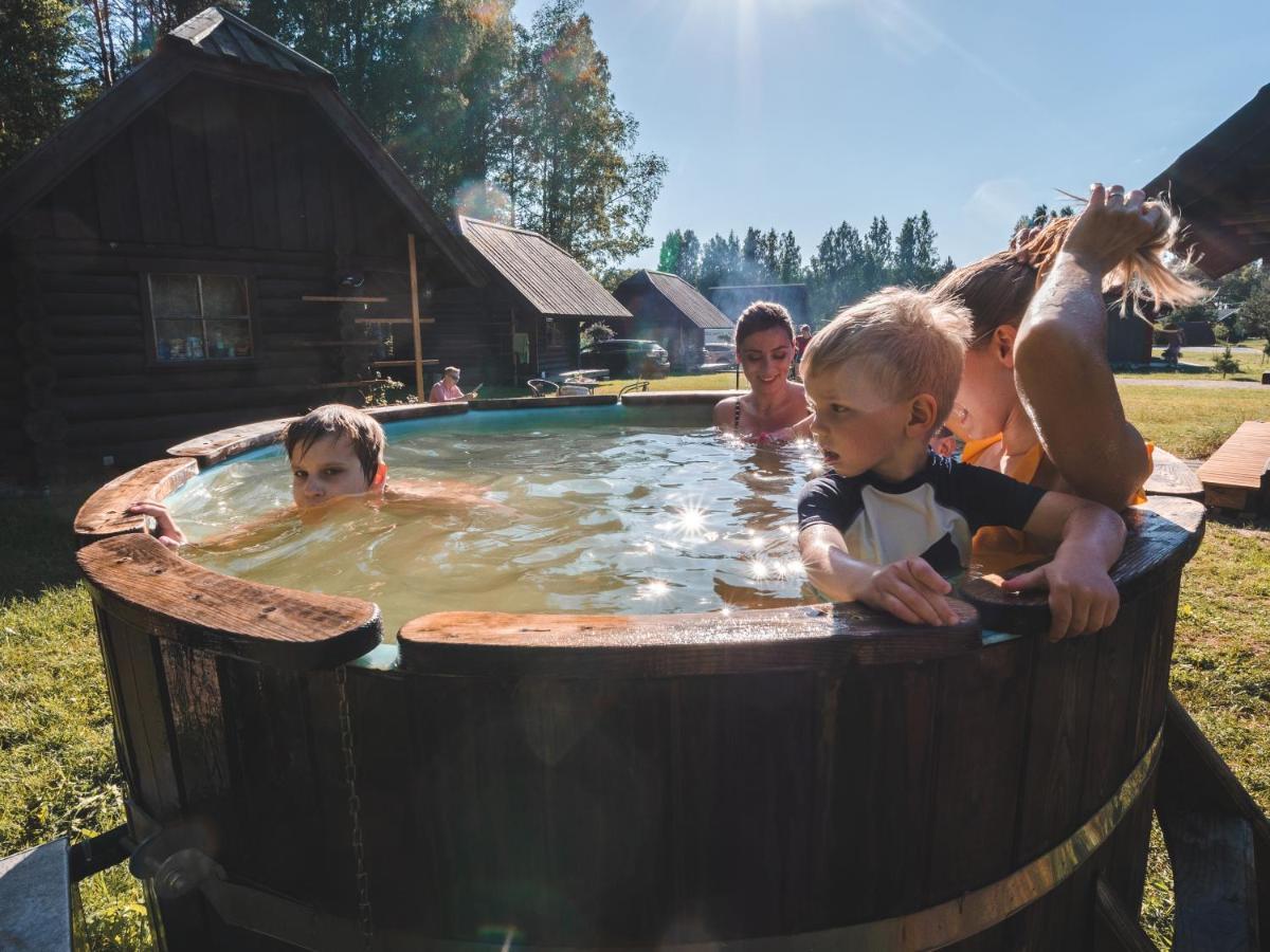 Hotel Metsaluige Turismitalu Kabli Exteriér fotografie